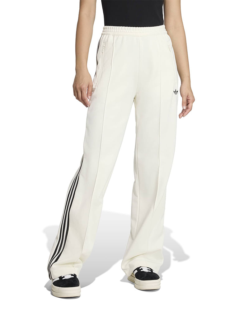 Calça adidas Classic Feminina — foto do produto em fundo branco