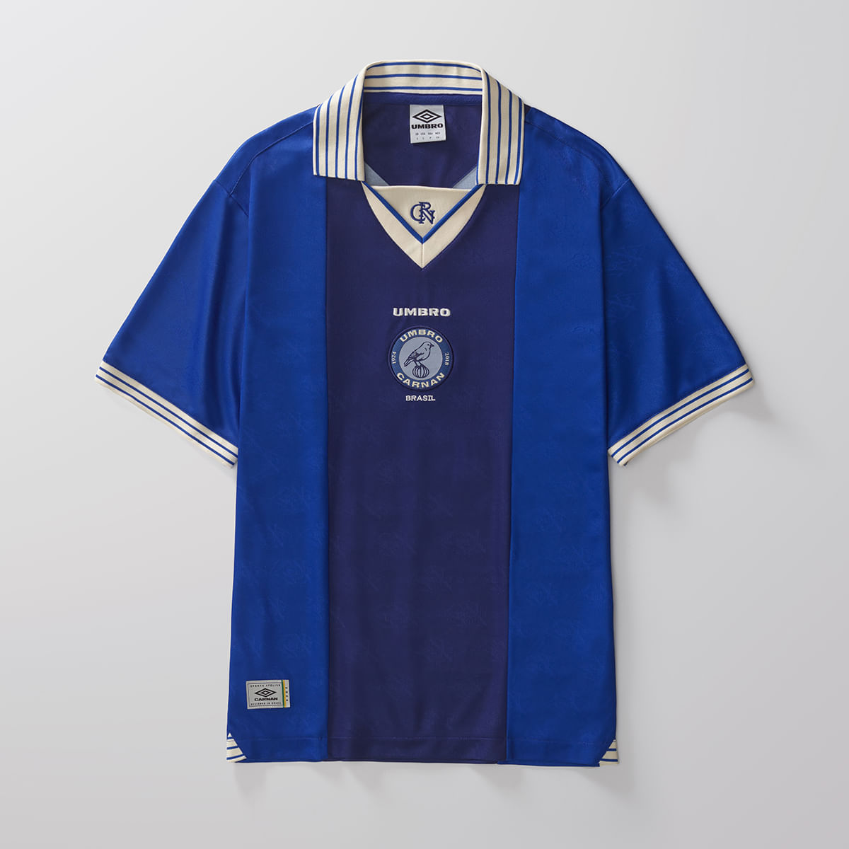 Camisa Unisex Umbro X Carnan Jersey — foto do produto em fundo branco