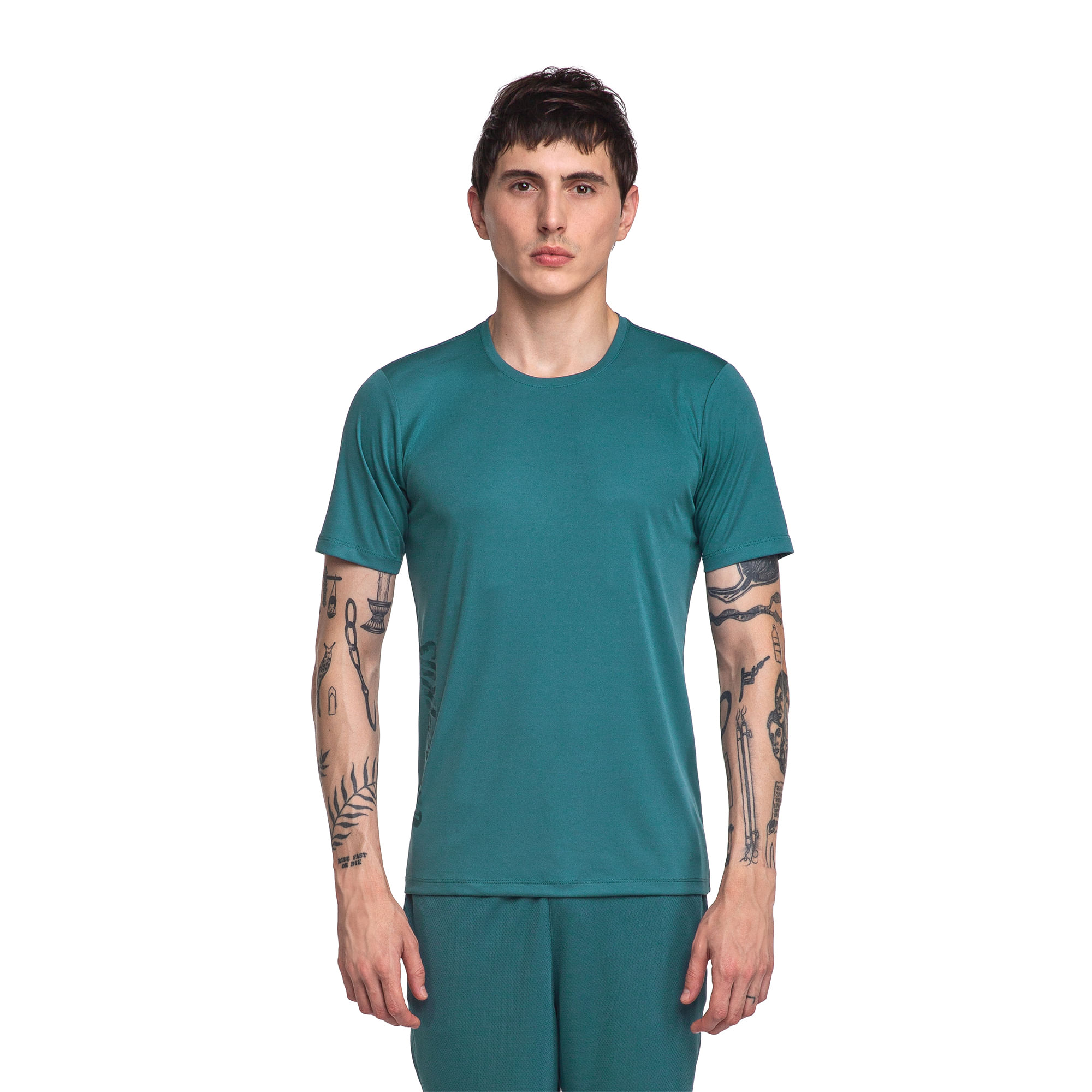 Camiseta Basic Logo Olympikus — foto do produto em fundo branco
