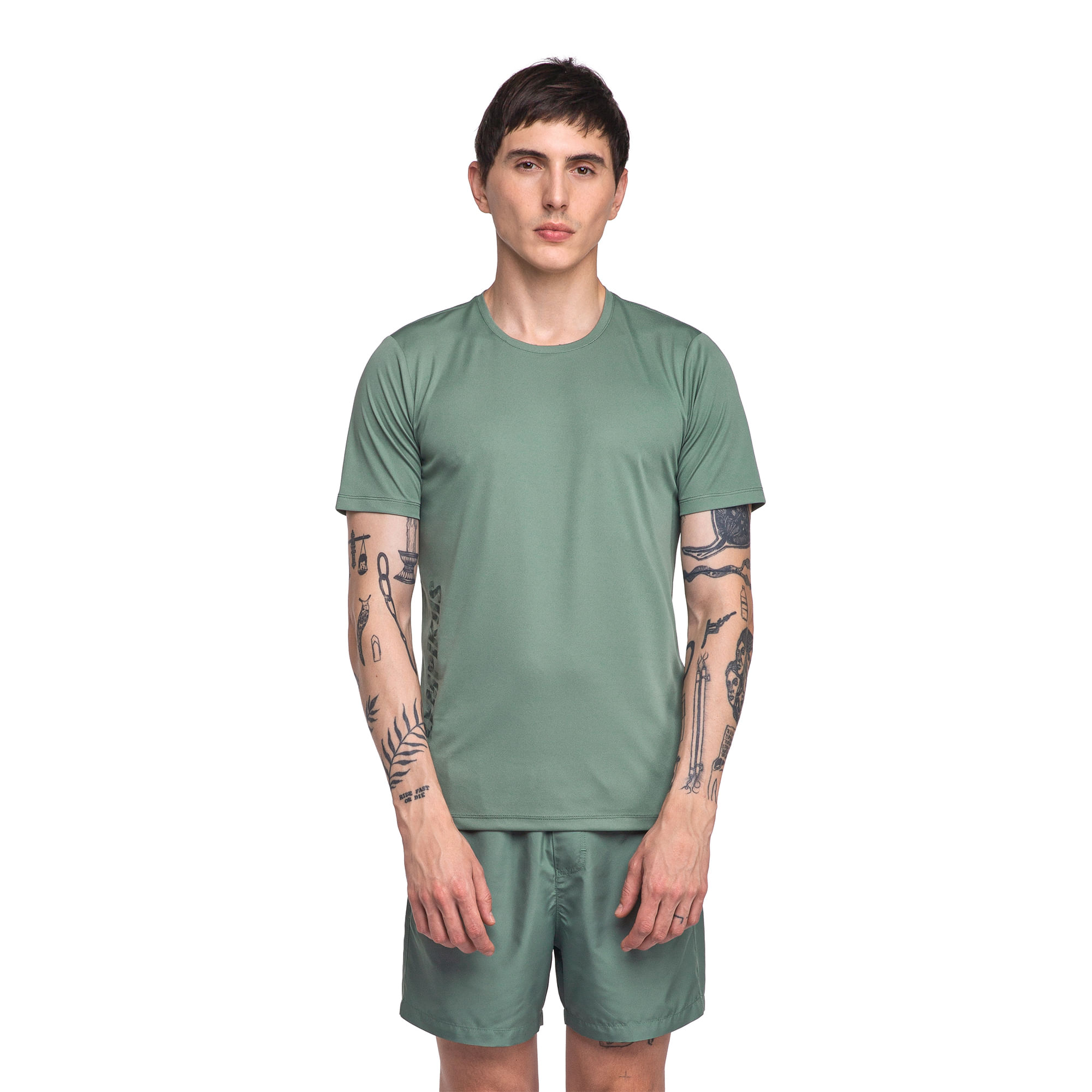Camiseta Basic Logo Olympikus — foto do produto em fundo branco