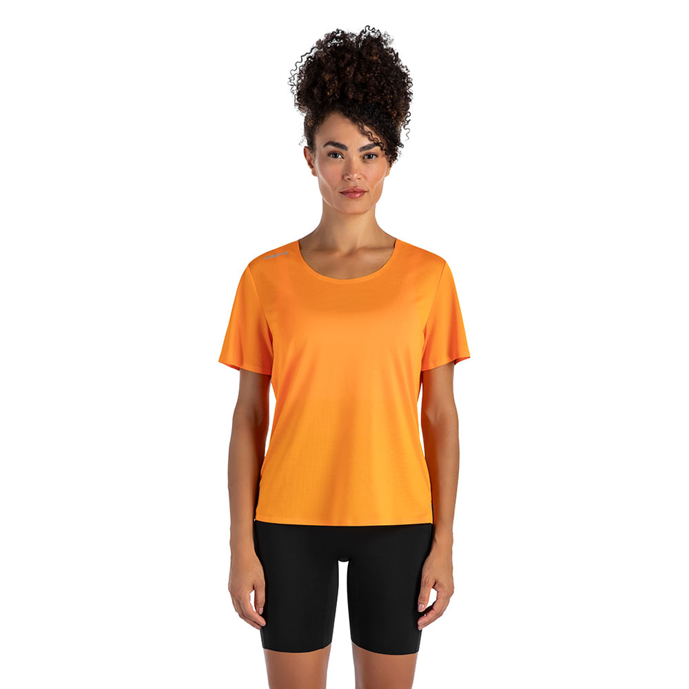 Camiseta Corre Olympikus Feminina — foto do produto em fundo branco