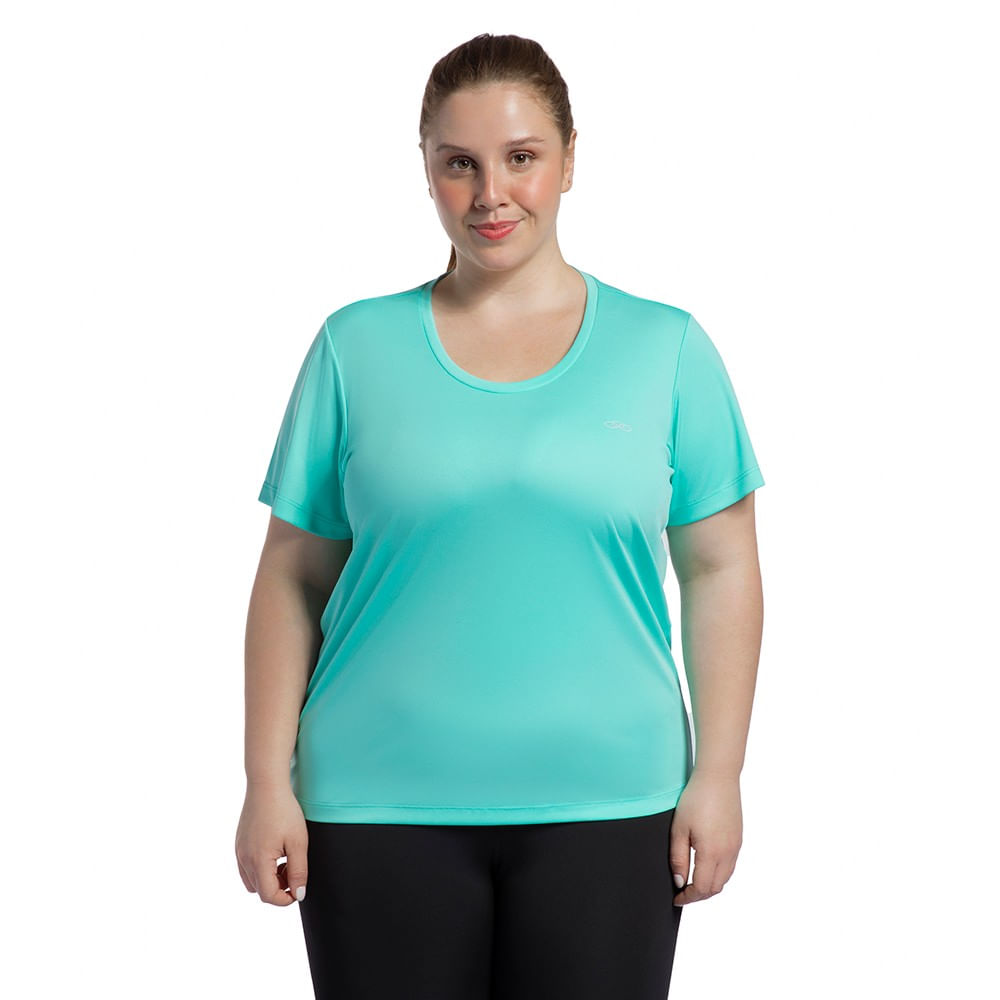 Camiseta Essential Olympikus Feminina Plus Size — foto do produto em fundo branco