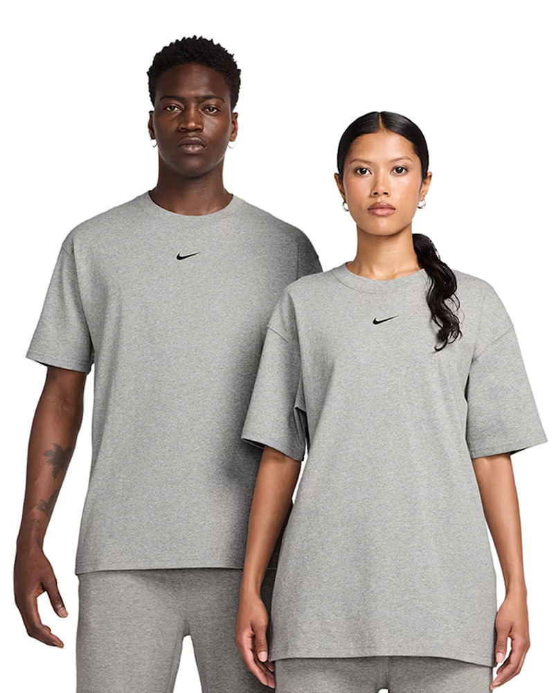 Camiseta Nike Nocta Masculina — foto do produto em fundo branco
