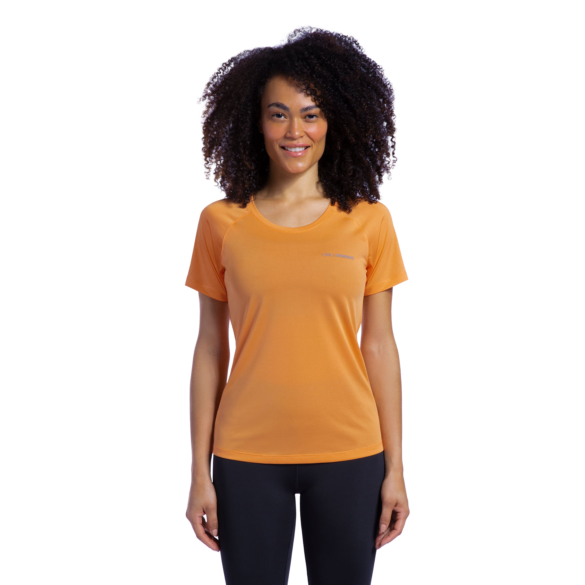 Camiseta Runner Manga Curta 2.0 Feminina — foto do produto em fundo branco