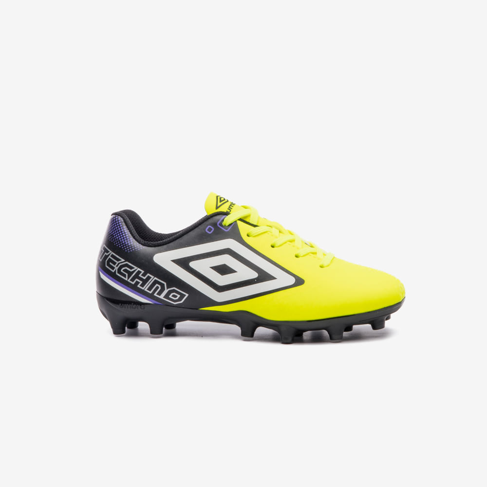 Chuteira Campo Umbro Techno II Jr — foto do produto em fundo branco