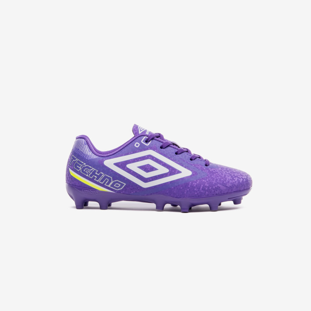 Chuteira Campo Umbro Techno II Jr — foto do produto em fundo branco