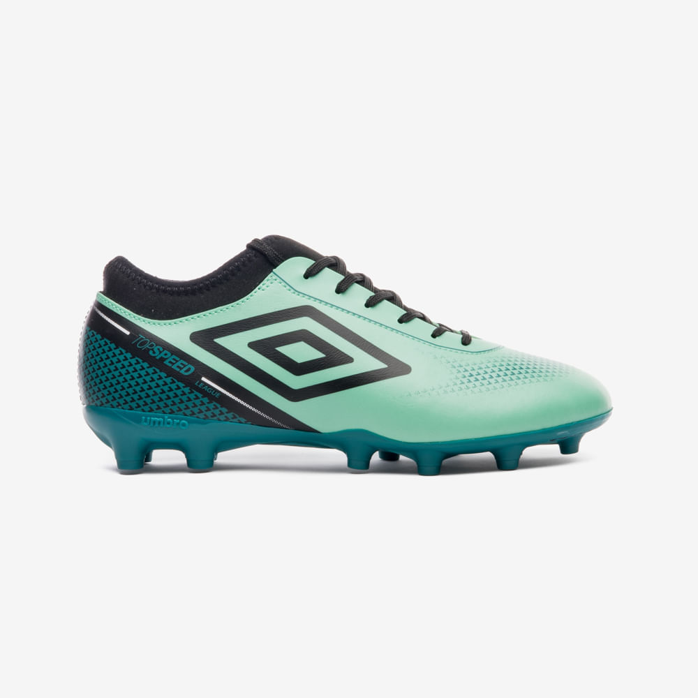 Chuteira Campo Umbro Top Speed League — foto do produto em fundo branco
