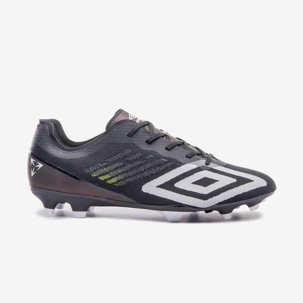Chuteira Campo Umbro Velocita Decimo Premier — foto do produto em fundo branco