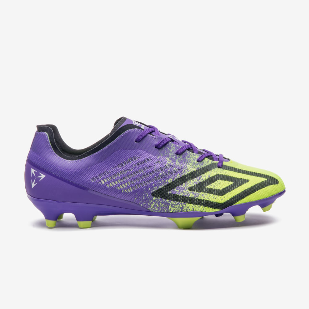 Chuteira Campo Umbro Velocita Decimo Premier — foto do produto em fundo branco