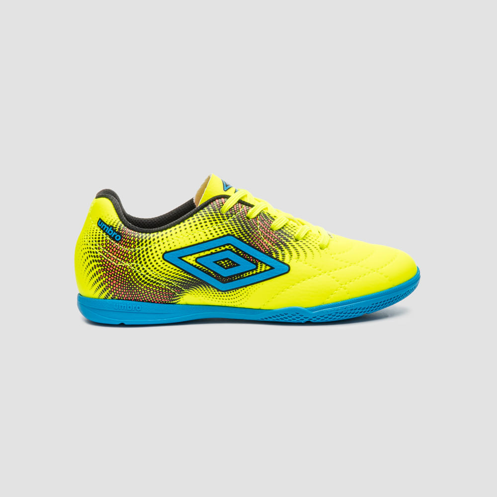 Chuteira Futsal Umbro Class Neo Jr — foto do produto em fundo branco