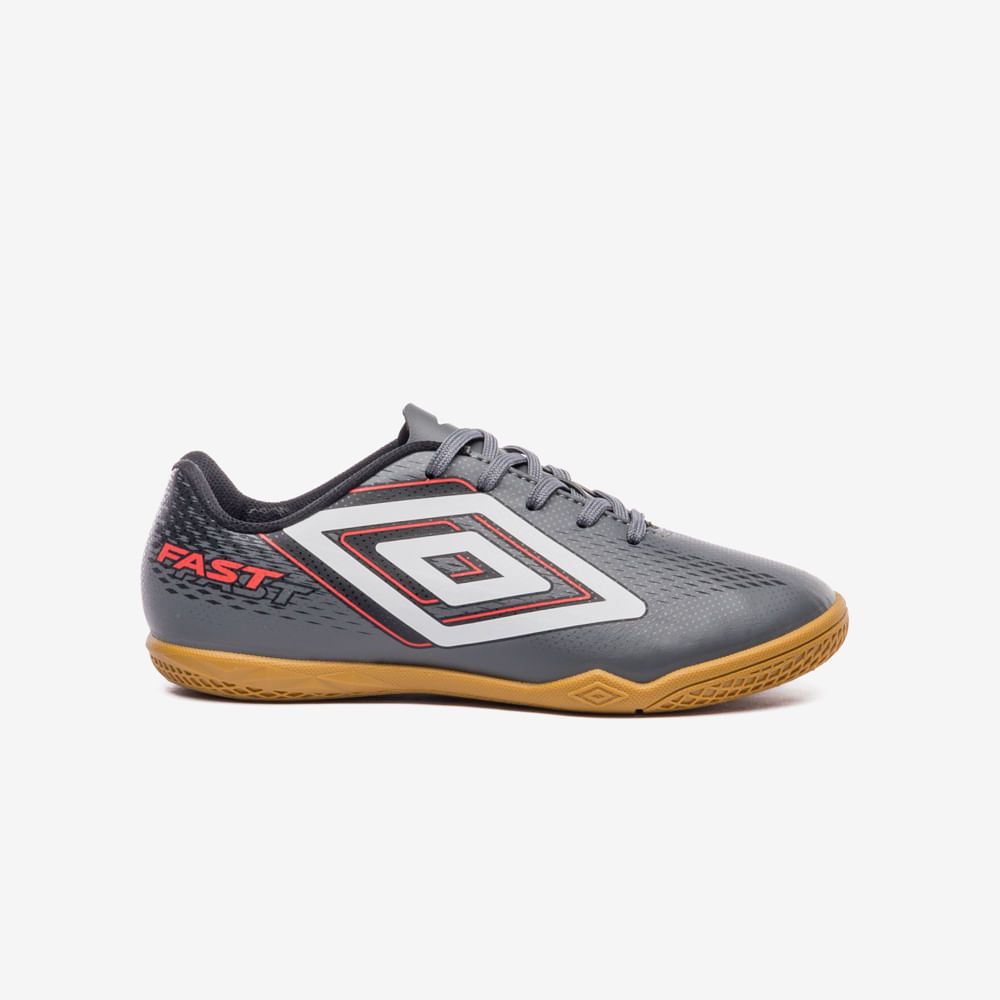 Chuteira Futsal Umbro Fast II Jr — foto do produto em fundo branco