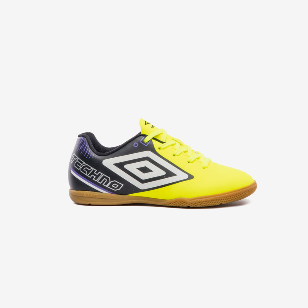 Chuteira Futsal Umbro Techno II Jr — foto do produto em fundo branco