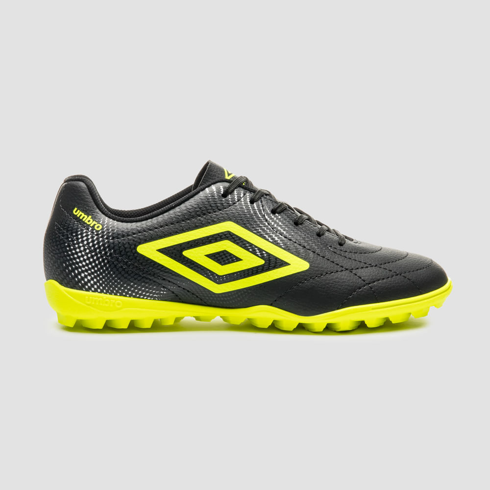 Chuteira Society Umbro Class Neo — foto do produto em fundo branco