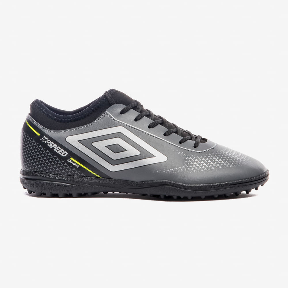 Chuteira Society Umbro Top Speed League — foto do produto em fundo branco