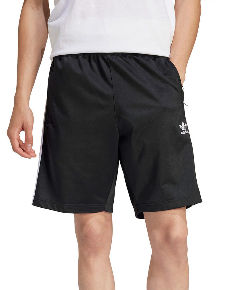Shorts adidas Firebird Adicolor Masculino — foto do produto em fundo branco