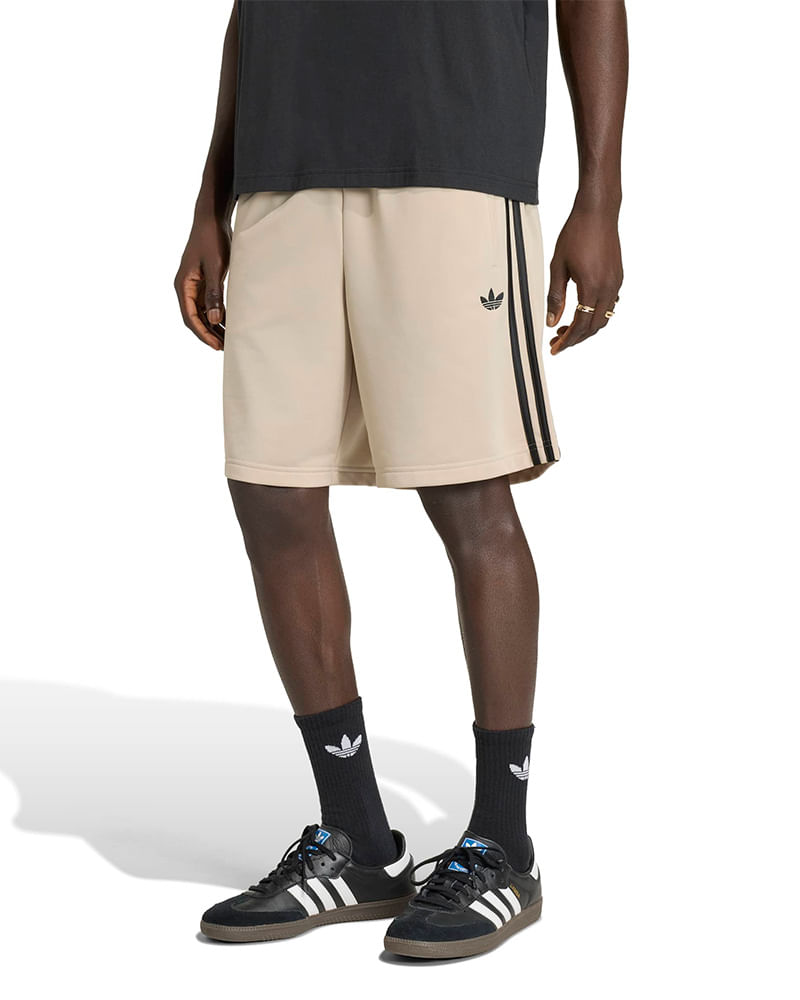 Shorts adidas Firebird Masculino — foto do produto em fundo branco