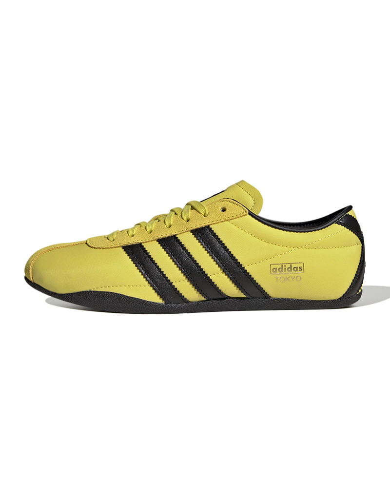Tênis adidas Tokyo Feminino — foto do produto em fundo branco