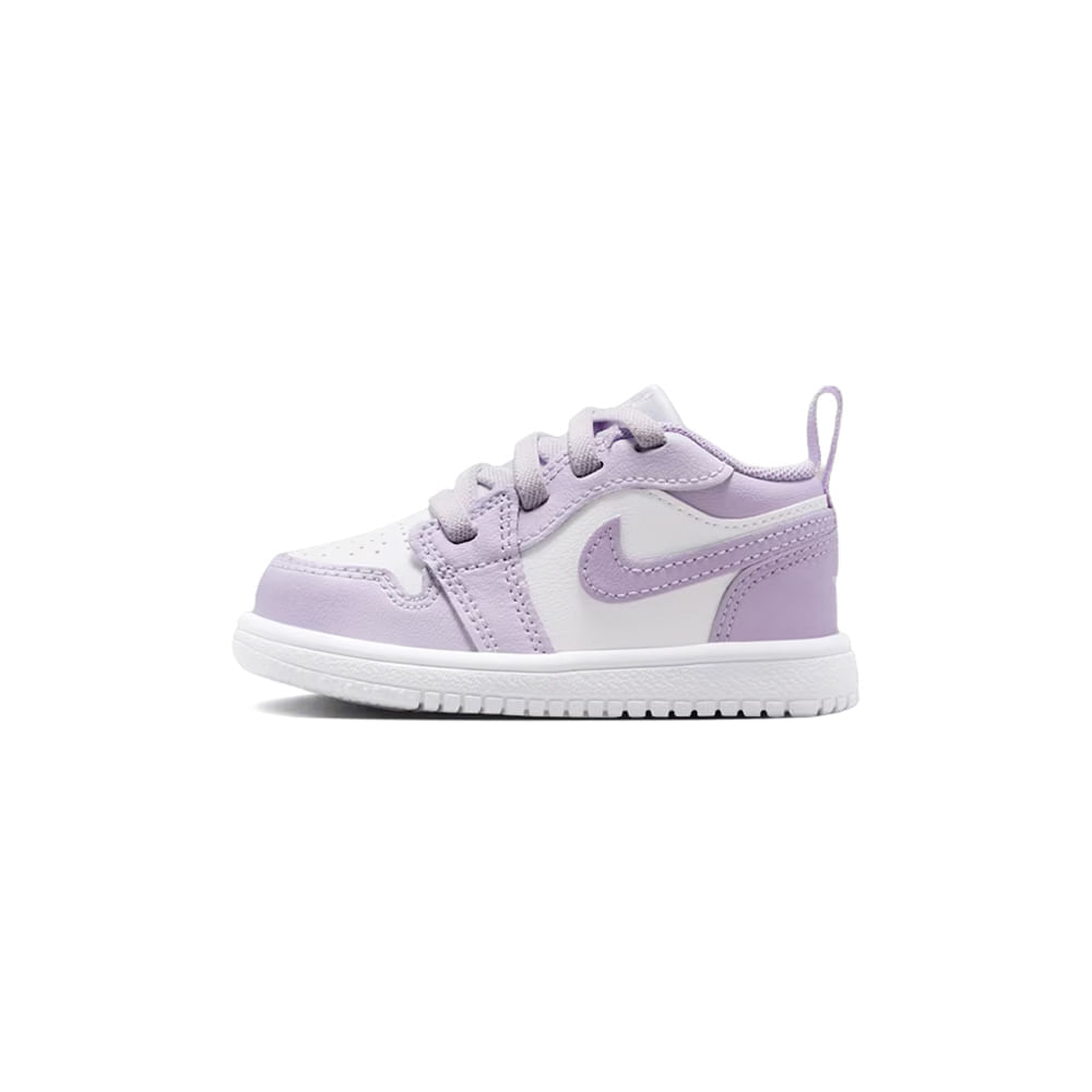 Tênis Air Jordan 1 Low Infantil — foto do produto em fundo branco