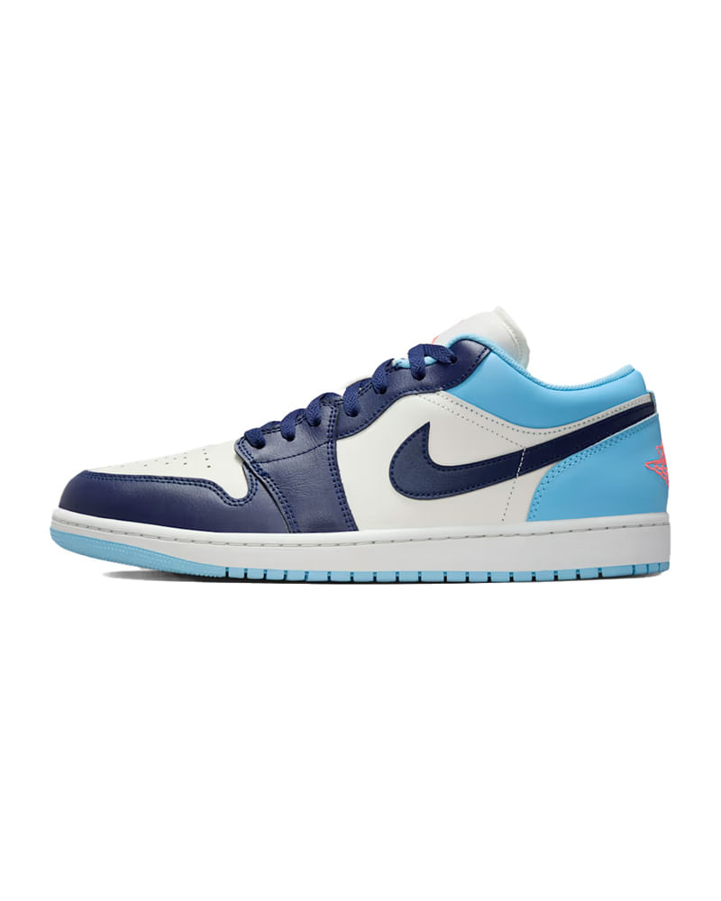 Tênis Air Jordan 1 Low Masculino — foto do produto em fundo branco