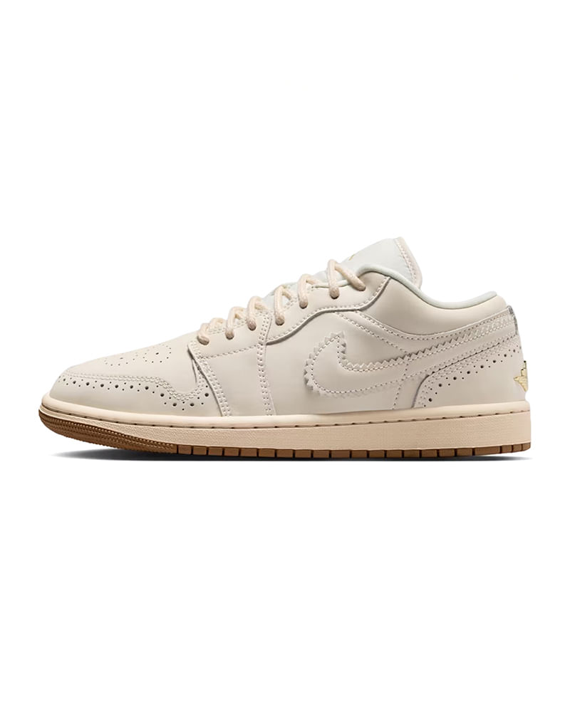 Tênis Air Jordan 1 Low Se Feminino — foto do produto em fundo branco