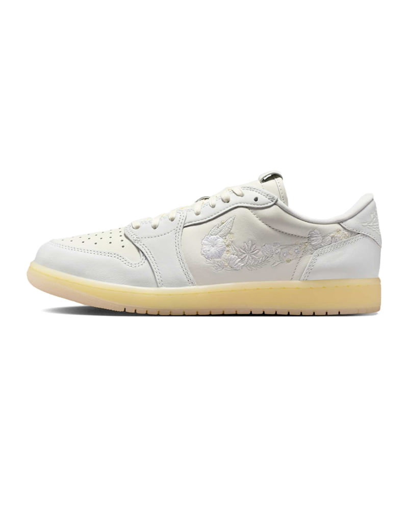 Tênis Air Jordan 1 Retro Low Og Masculino — foto do produto em fundo branco