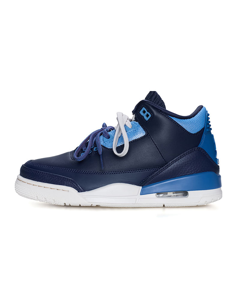 Tênis Air Jordan 3 Retro Feminino — foto do produto em fundo branco