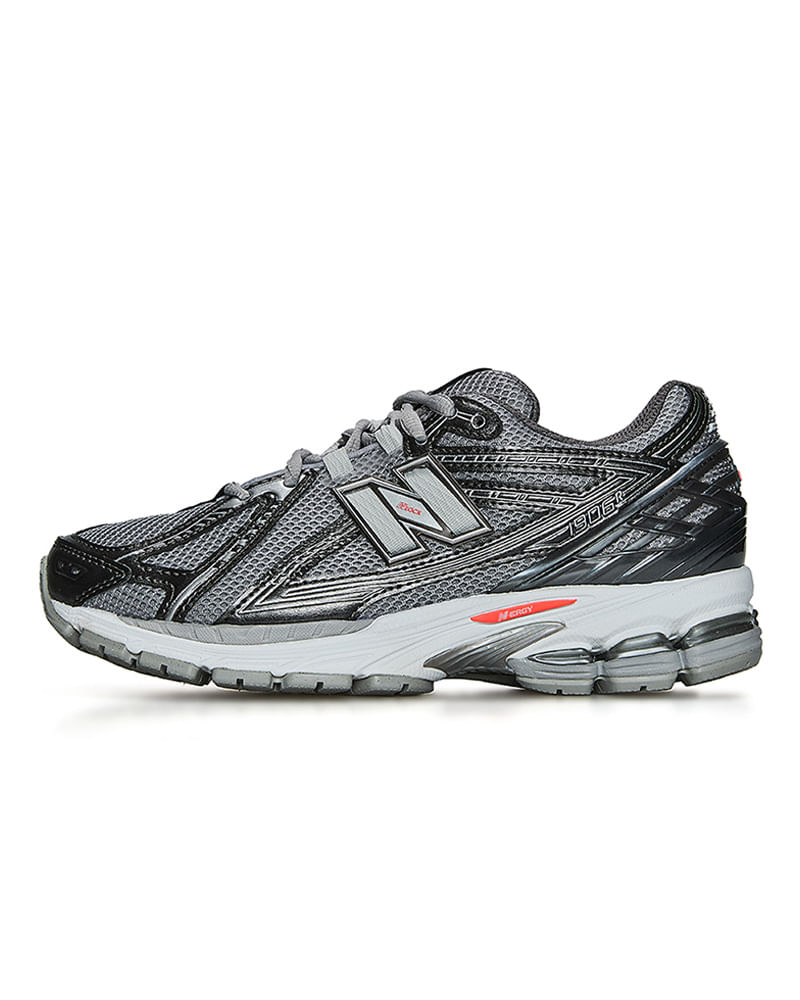 Tênis New Balance 1906R Unissex — foto do produto em fundo branco