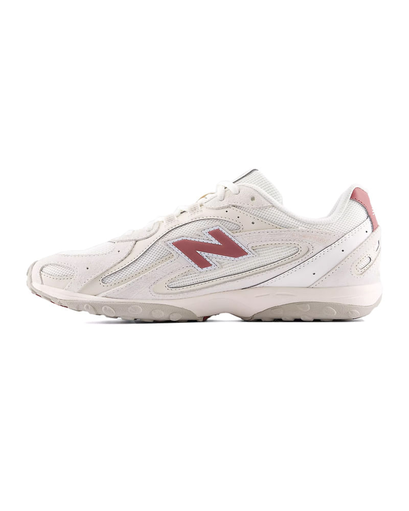 Tênis New Balance 204L Unissex — foto do produto em fundo branco