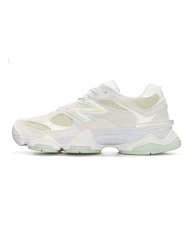 Tênis New Balance 9060 Feminino — foto do produto em fundo branco