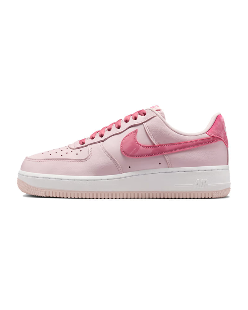 Tênis Nike Air Force 1 ´07 Feminino — foto do produto em fundo branco
