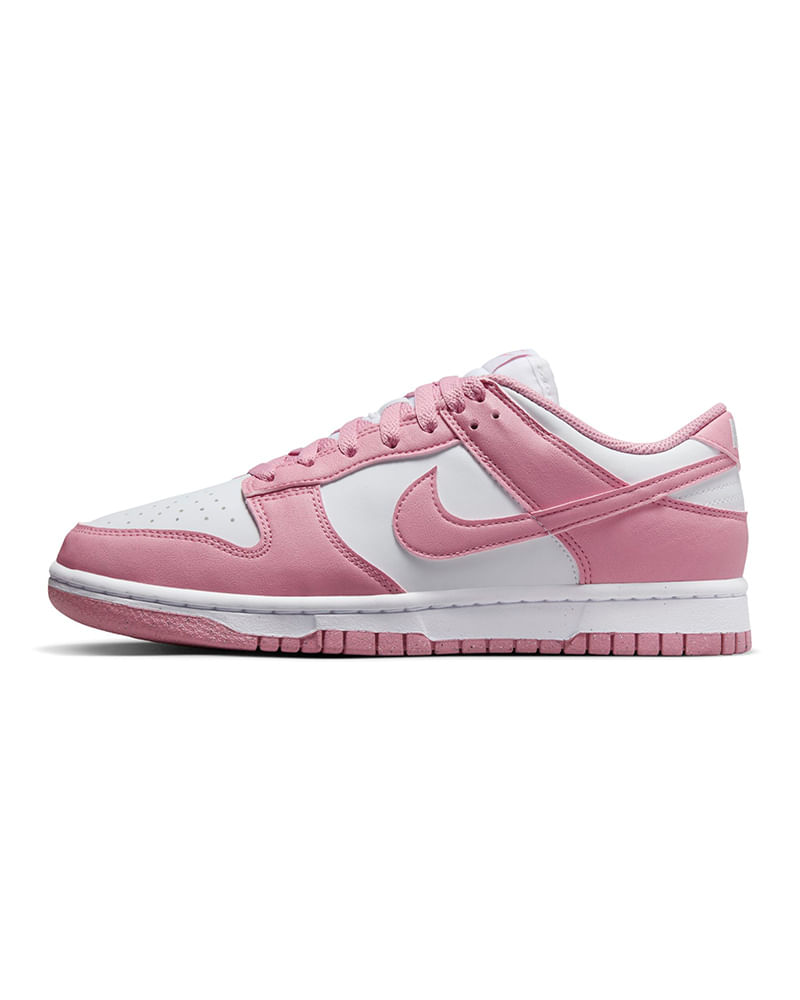 Tênis Nike Dunk Low Better Feminino — foto do produto em fundo branco