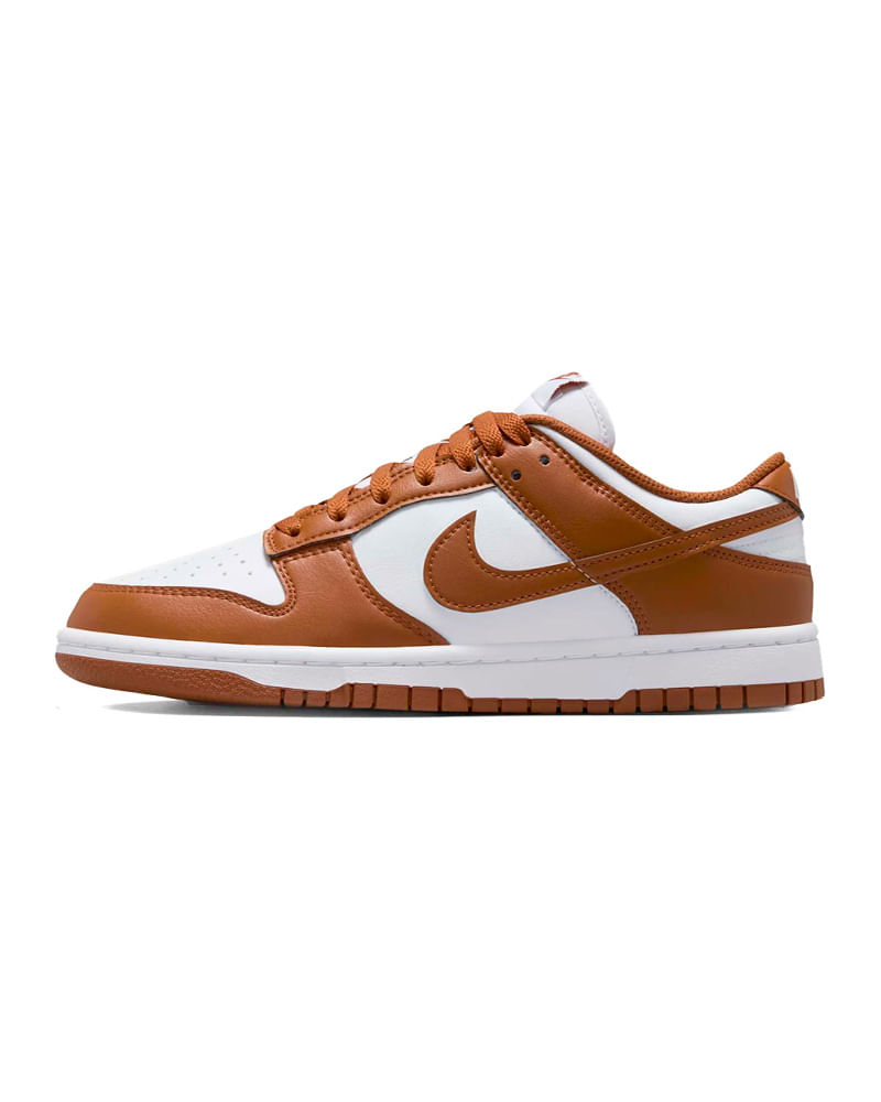 Tênis Nike Dunk Low Feminino — foto do produto em fundo branco