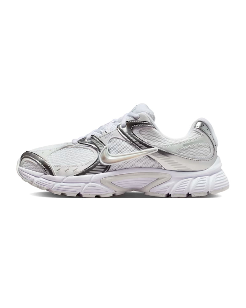 Tênis Nike V5 RNR Feminino — foto do produto em fundo branco