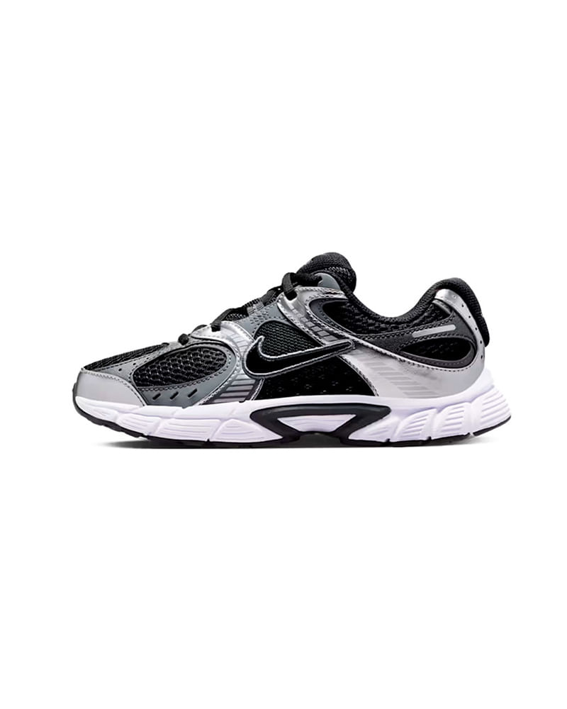 Tênis Nike V5 RNR Infantil — foto do produto em fundo branco