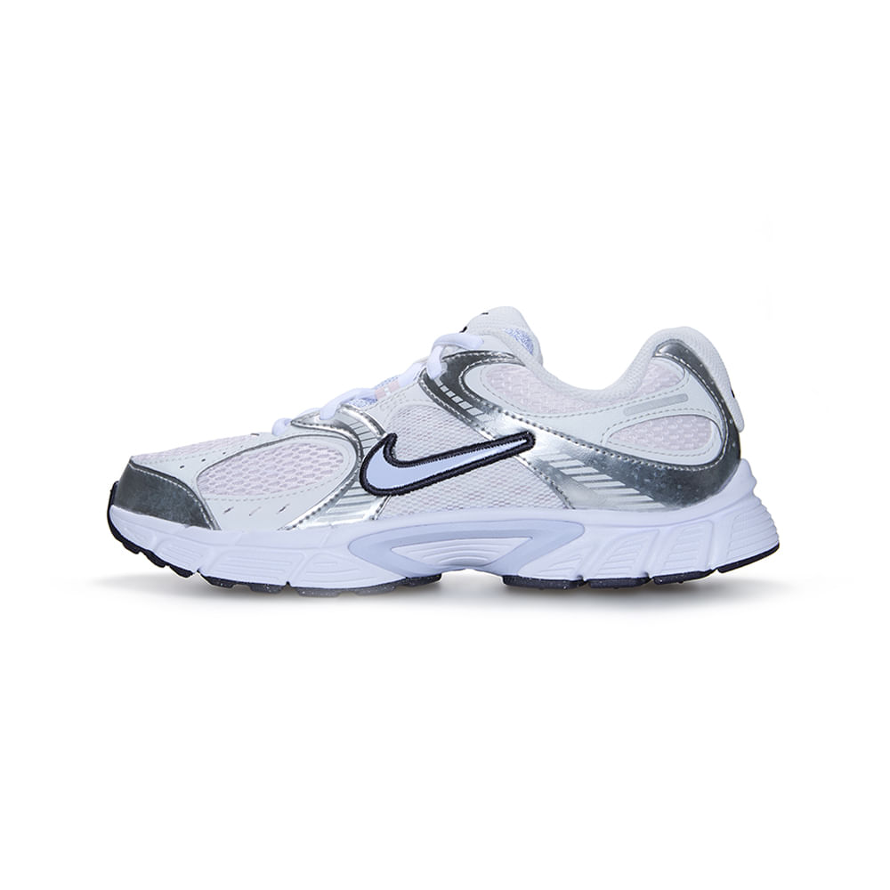Tênis Nike V5 RNR Infantil — foto do produto em fundo branco