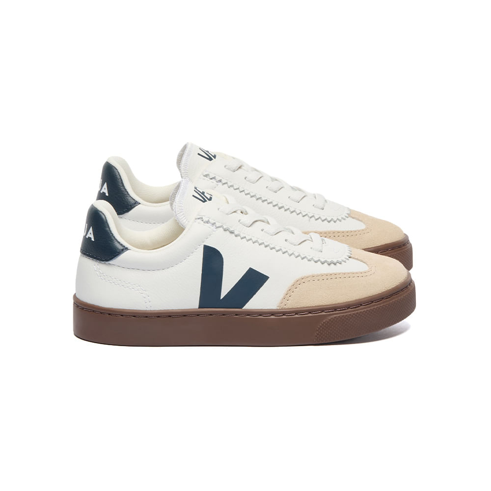 Tênis Veja Small Volley Infantil — foto do produto em fundo branco