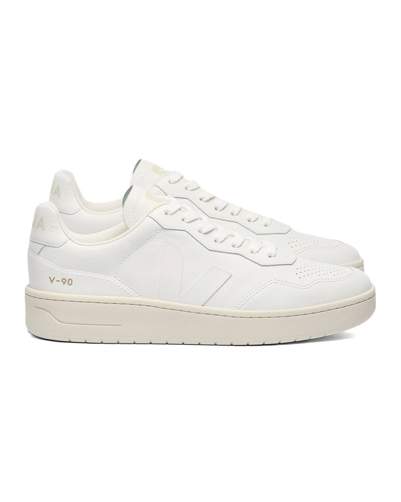 Tênis Veja V-90 O.T Leather Masculino — foto do produto em fundo branco